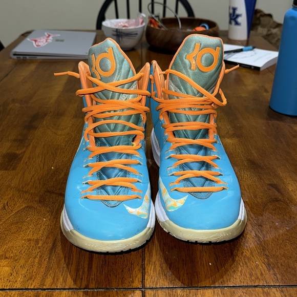 2013 Nike KD V “Easter” basketball shoes - Picture 2 of 8